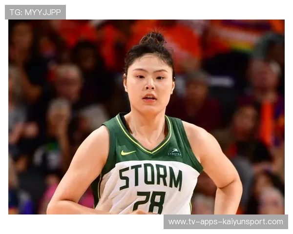 裙子护具也能配一脸？李月汝的时尚感我服了！，李月汝漂亮吗