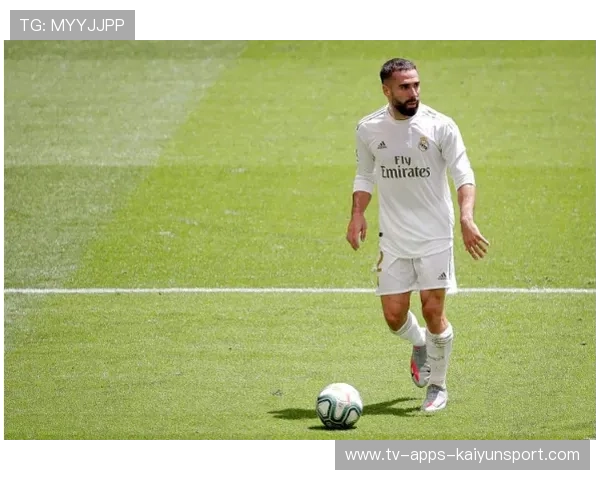 维尼修斯边路爆趟,皇马传中找后点:速度、节奏与品牌的完美联结 维尼修斯边路爆趟,皇马传中找后点:速度、节奏与品牌的完美联结